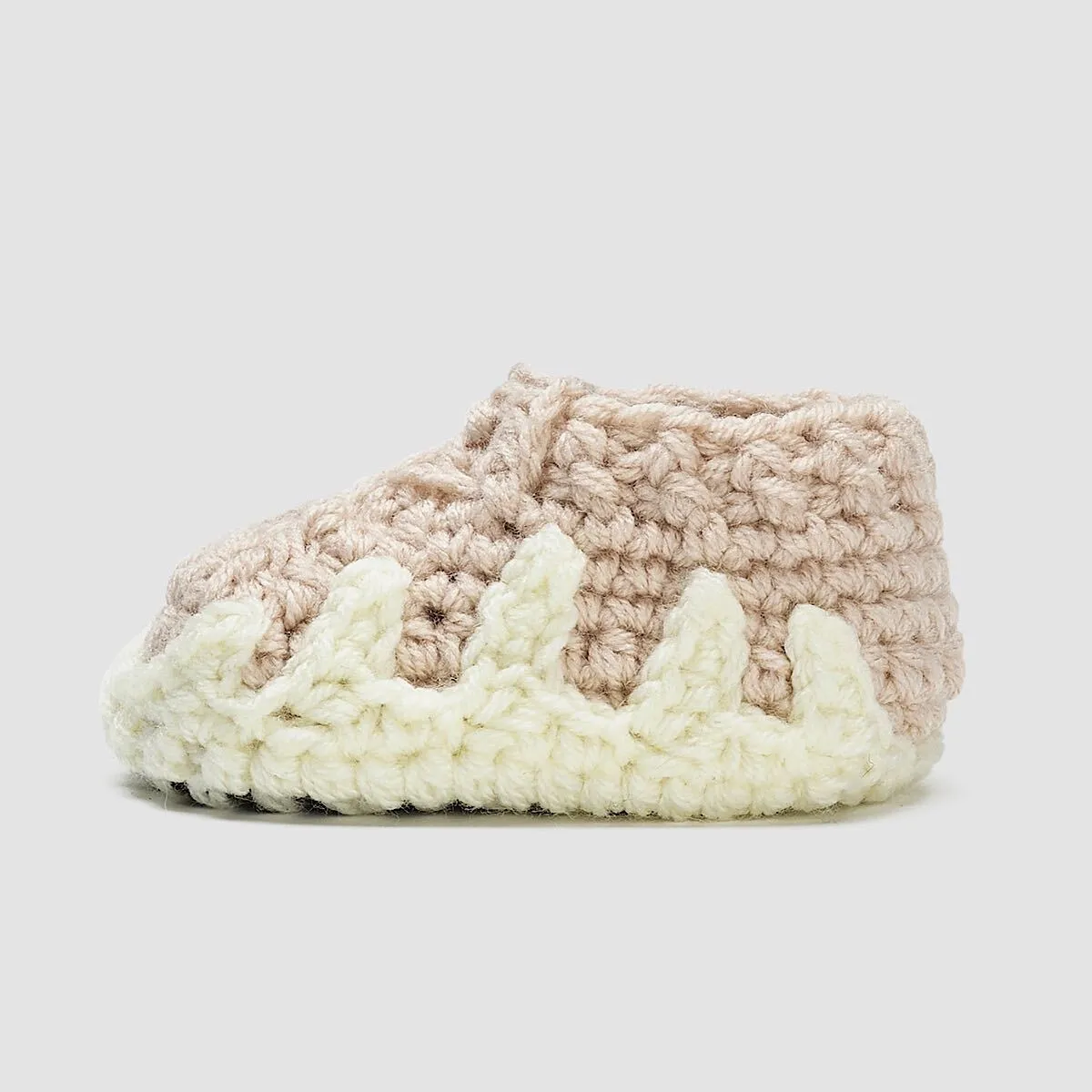 Baby Crochet Yzy Cloud (Soft felt non-slip bottom & Shoe Box)