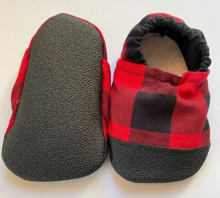 Buffalo plaid soft baby shoes 6-12m