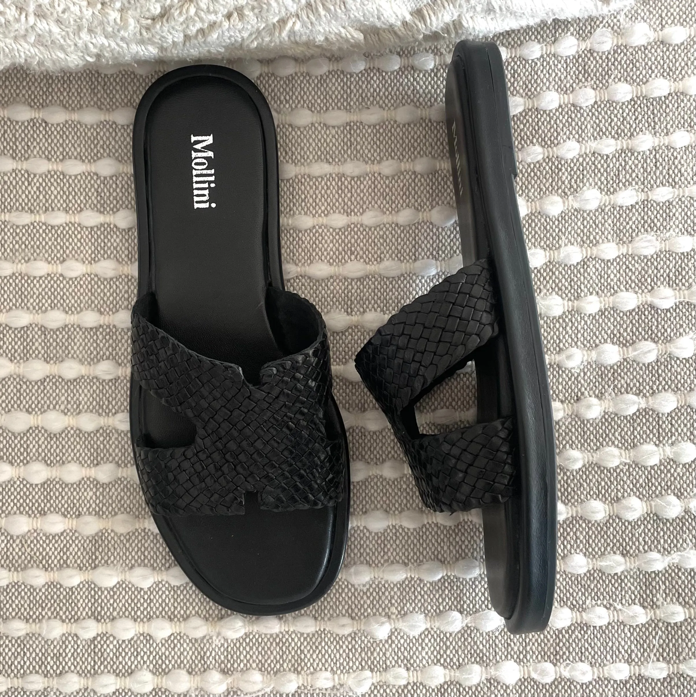 Dala slide - black