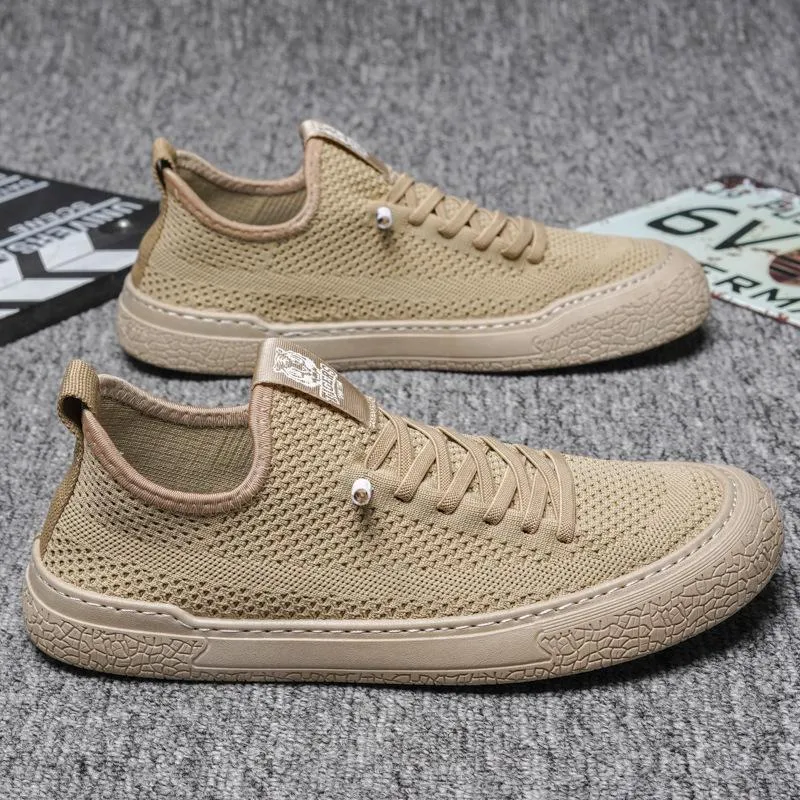 Fashion Breathable Fly Woven Shoes All-match Comfortable Work Shoes