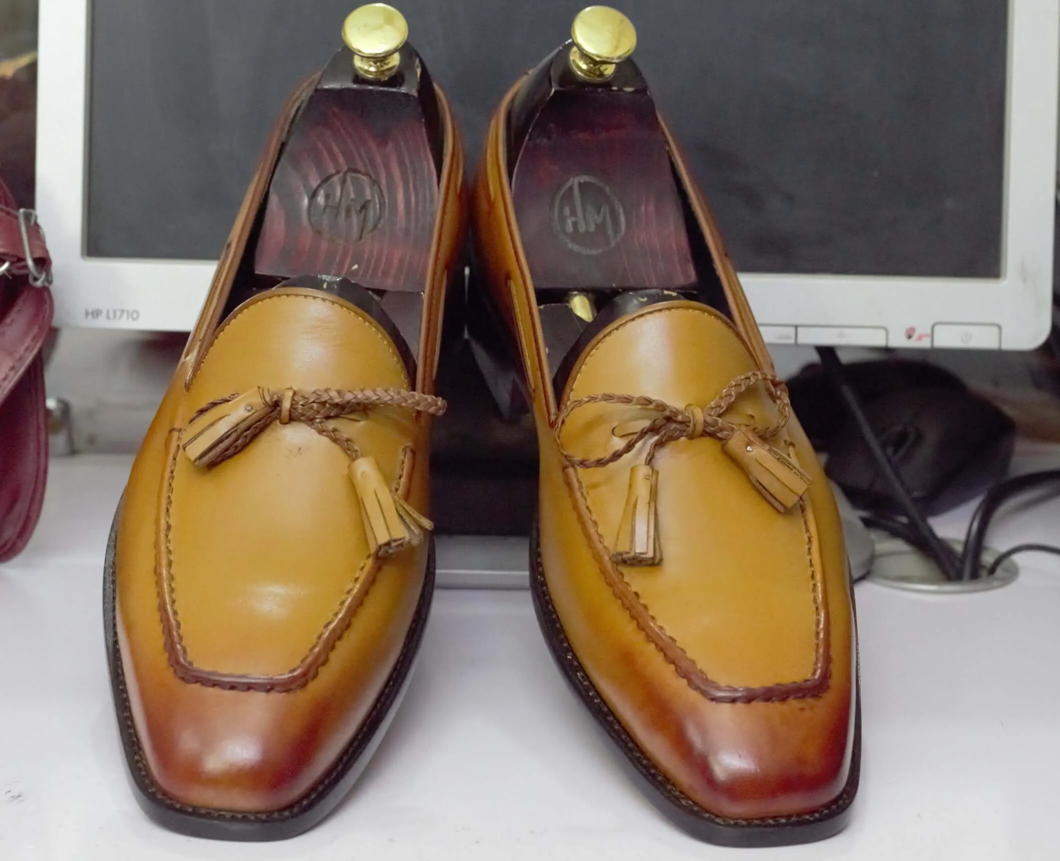 Handmade Pure Tan Leather Stylish Men's Loafer Tasseled Shoes