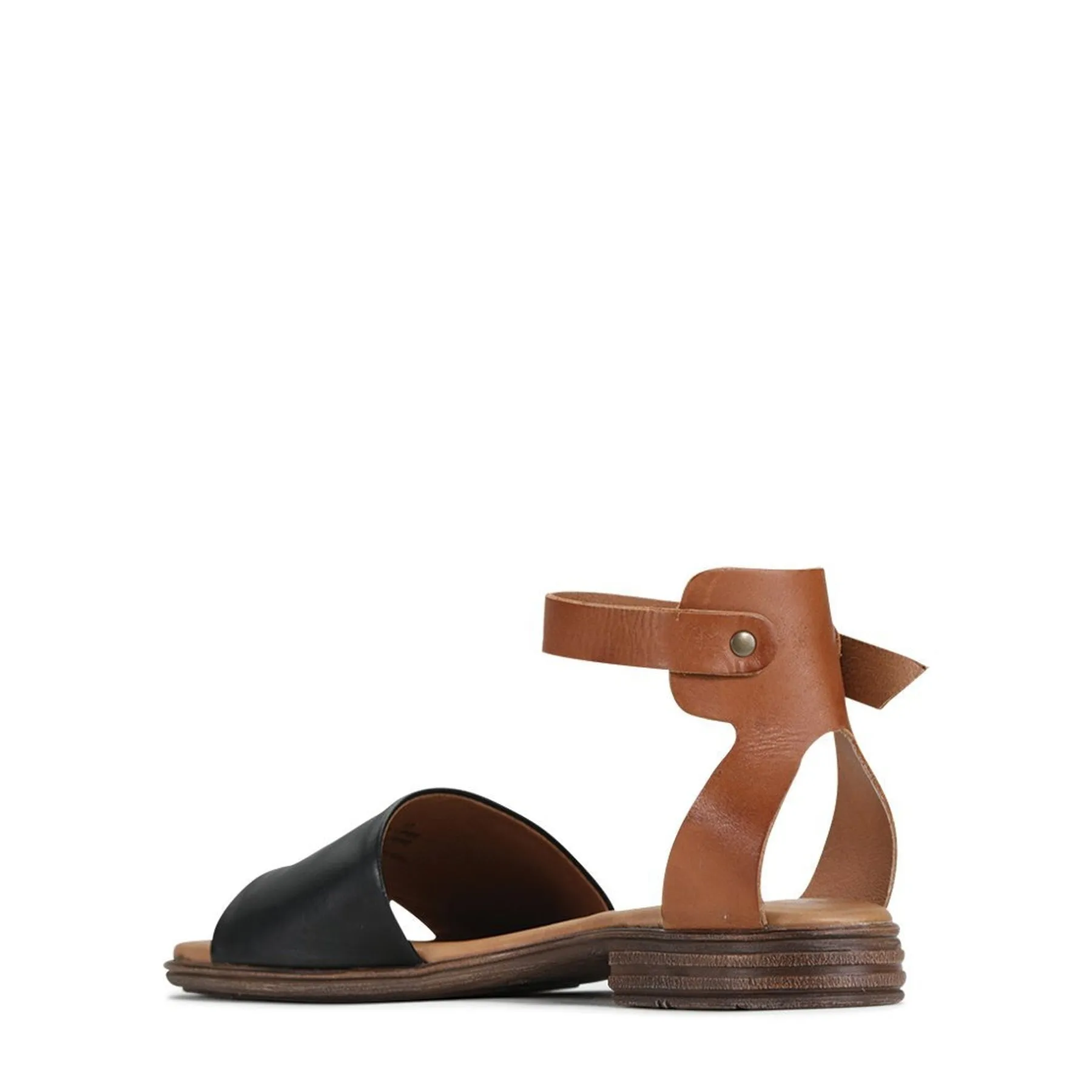 ILOS ANKLE STRAP. LEATHER SANDALS