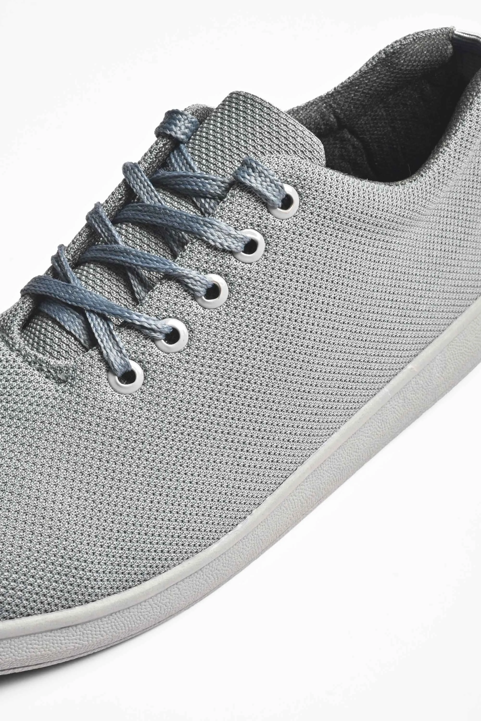 Men's Classic Comfortable Lace-Up Sneaker Shoes