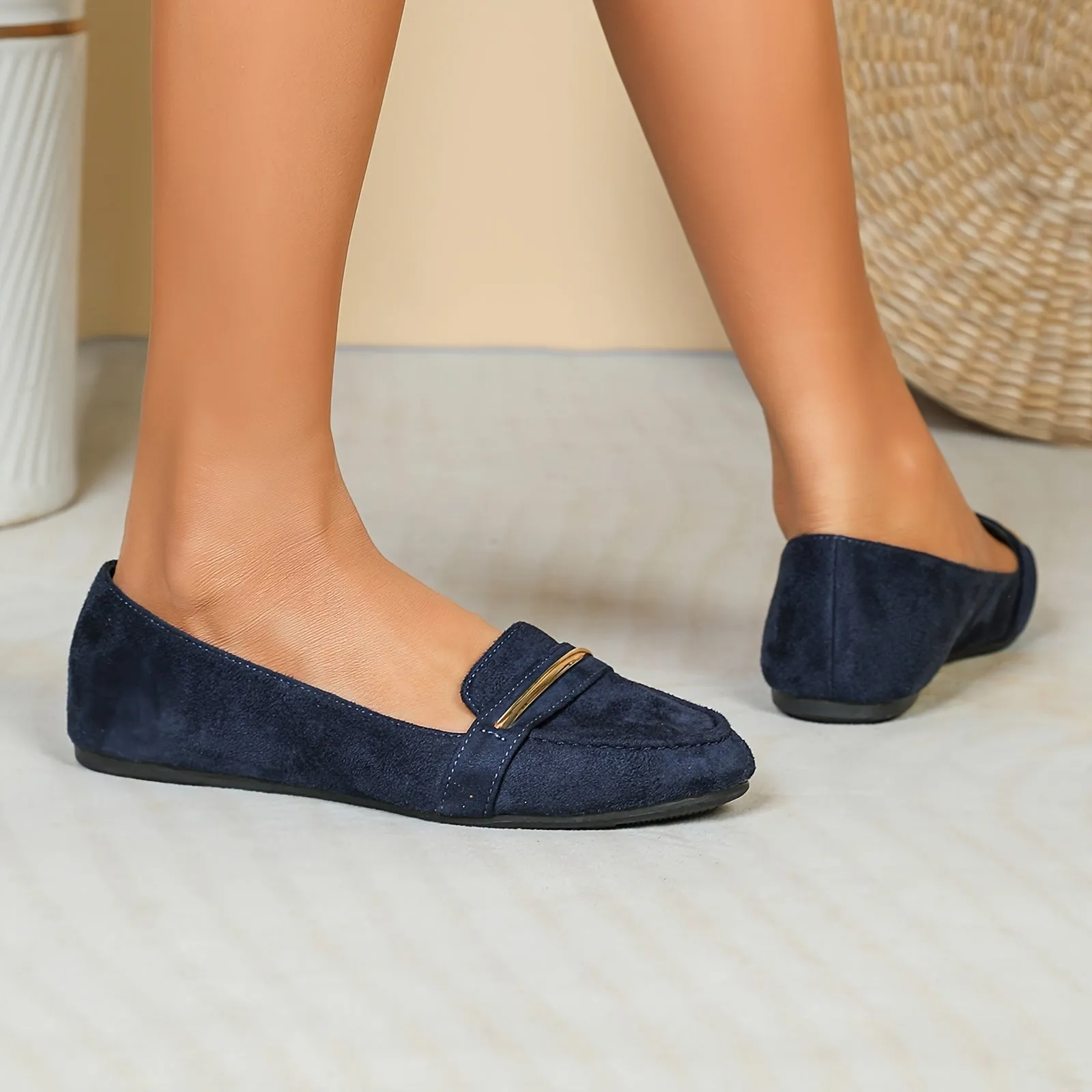 Women's Solid Flat Loafers Comfortable Soft Sole Slip On Walking Casual Penny Loafers