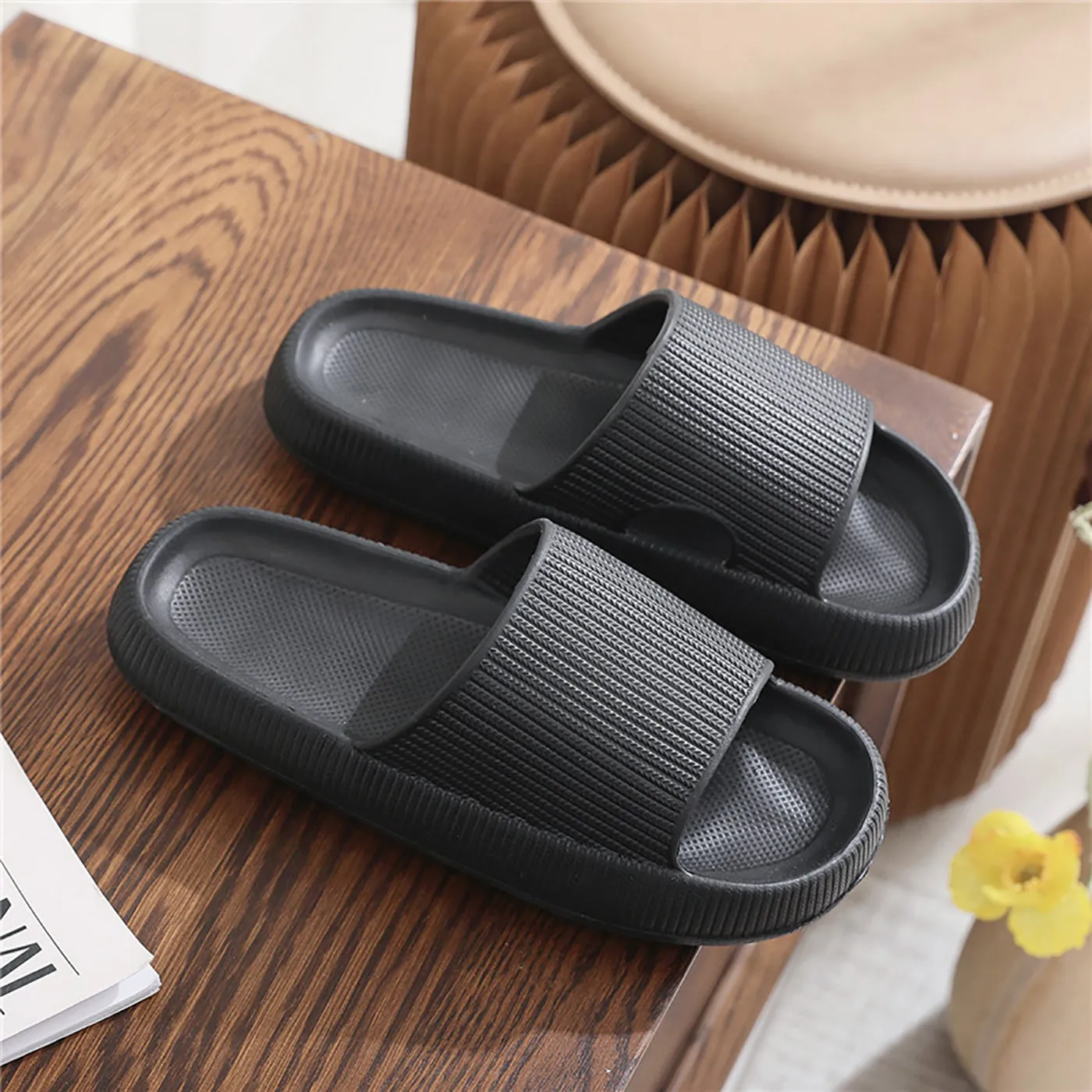 Women's Super Soft Eva Thick Platform Minimalist And Comfortable Indoor Bathroom Non-Slip Slippers