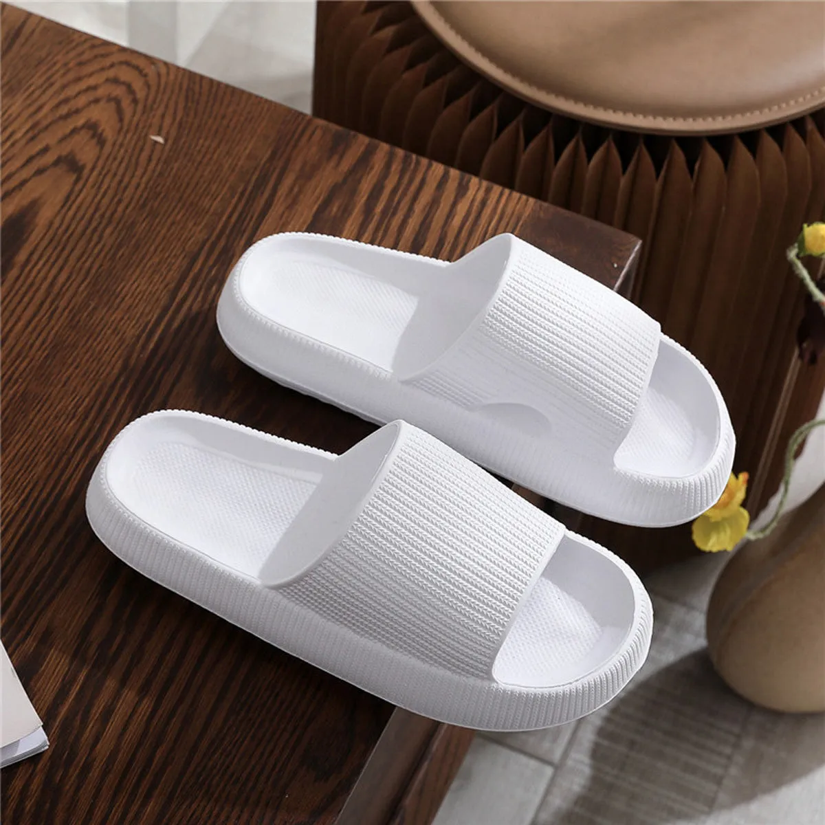 Women's Super Soft Eva Thick Platform Minimalist And Comfortable Indoor Bathroom Non-Slip Slippers